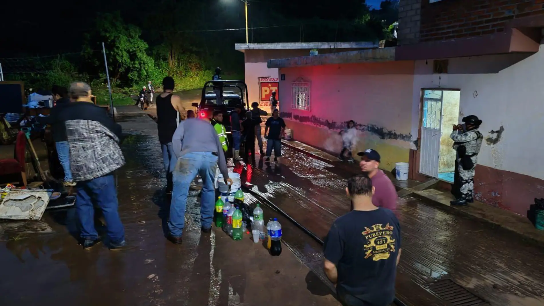 Afectaciones en casas de Tlazalzaca